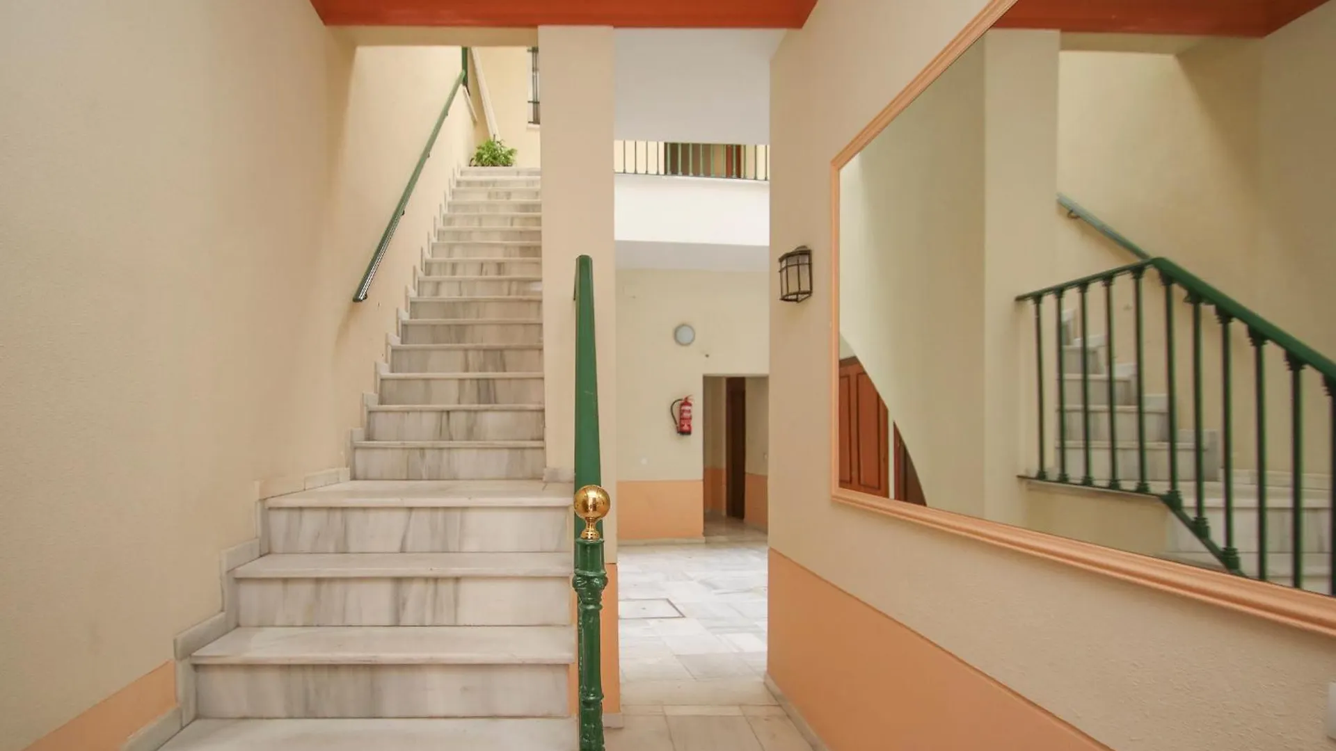 Lovely Apartment In The Old Town Of Seville