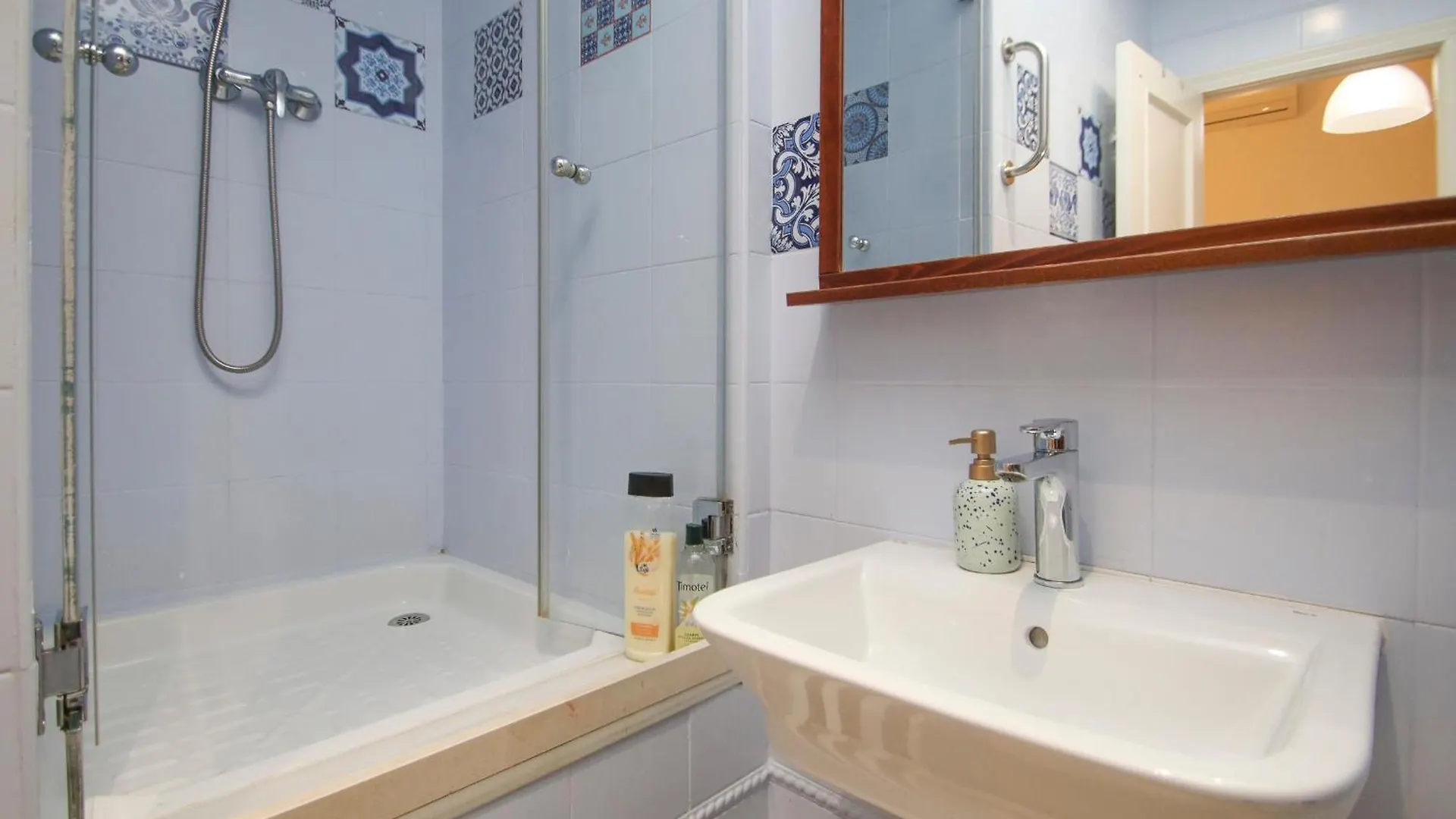 Lovely Apartment In The Old Town Of Seville