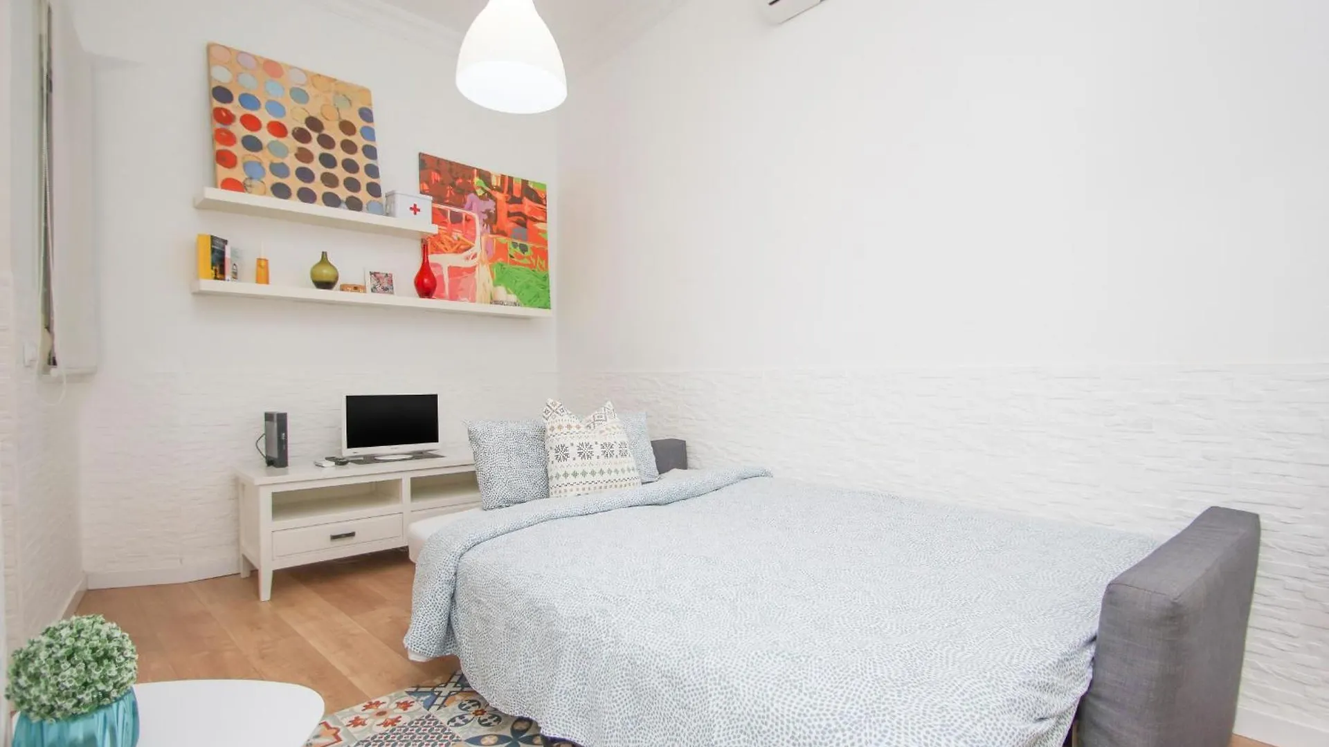 Lovely Apartment In The Old Town Of Seville 0*,  Spain