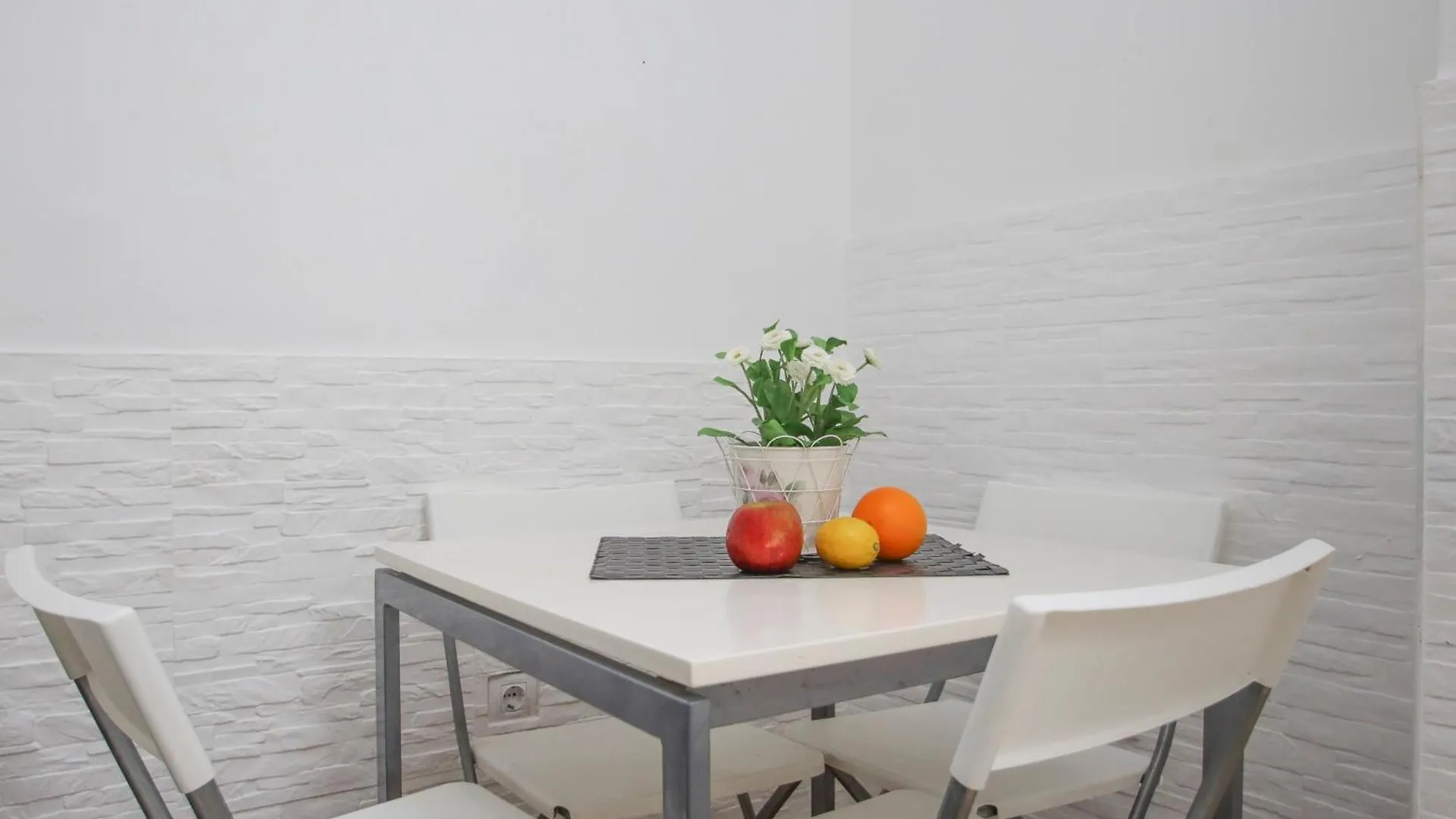 Lovely Apartment In The Old Town Of Seville Spain